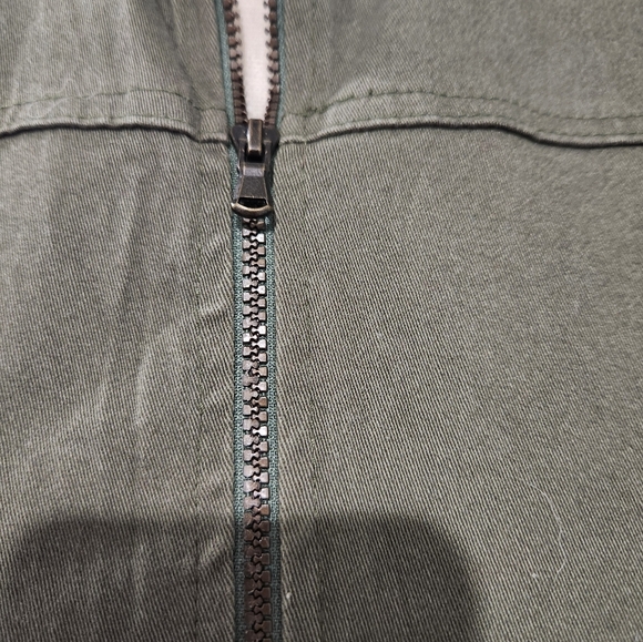 True Craft sz xl olive green sleeveless vest - Picture 7 of 8